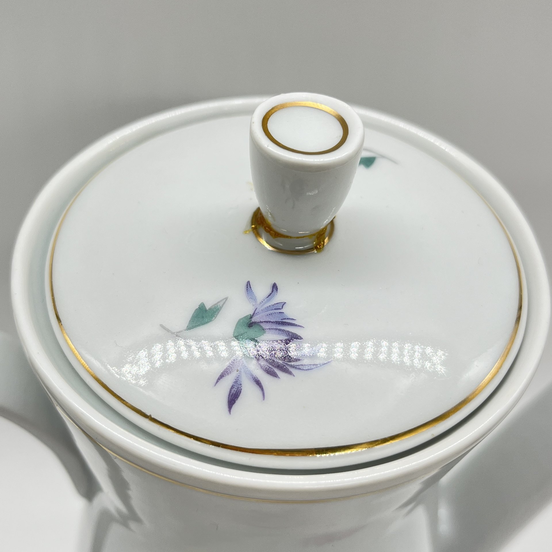 Чайник доливной с цветочным декором, фарфор, деколь, золочение, Freiberger Porzellan, Германия, 1957-1972 гг.