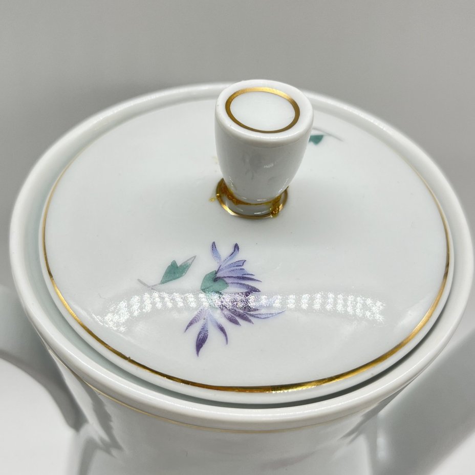 Чайник доливной с цветочным декором, фарфор, деколь, золочение, Freiberger Porzellan, Германия, 1957-1972 гг.