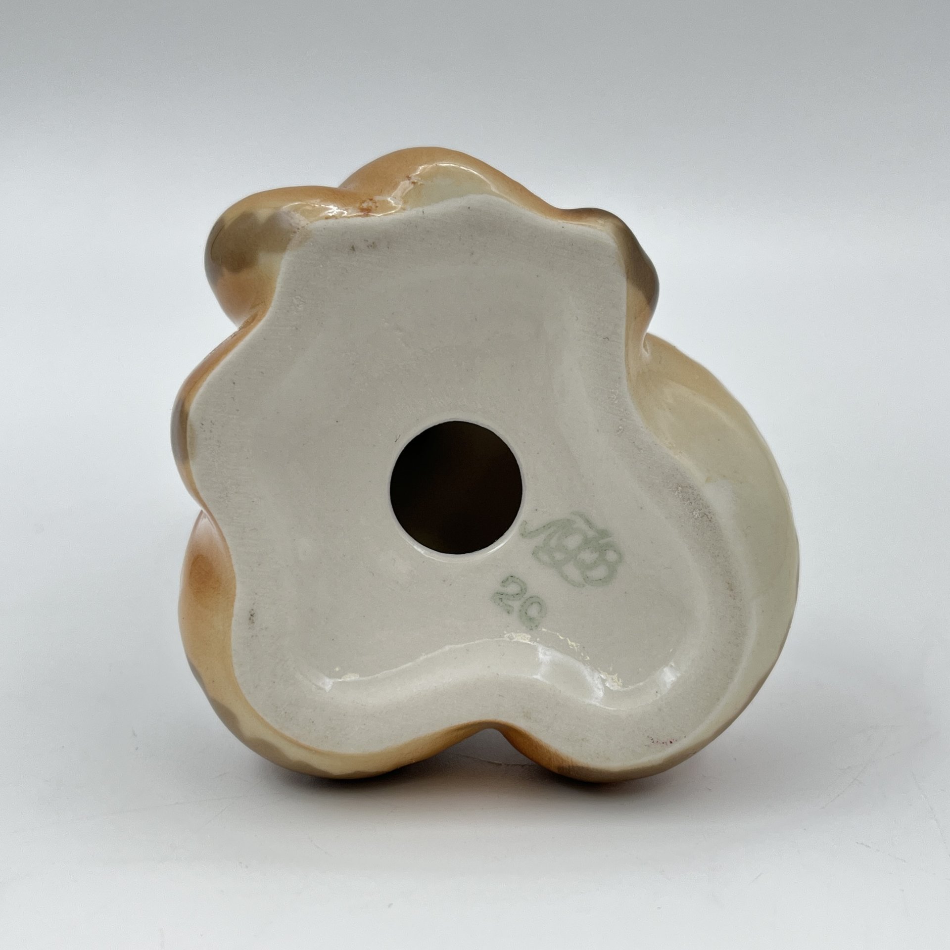 Статуэтка "Королевская кобра", автор Сорокин М.А., фарфор, аэрография, Ленинградский фарфоровый завод (ЛФЗ), СССР, 1970-1986 гг.