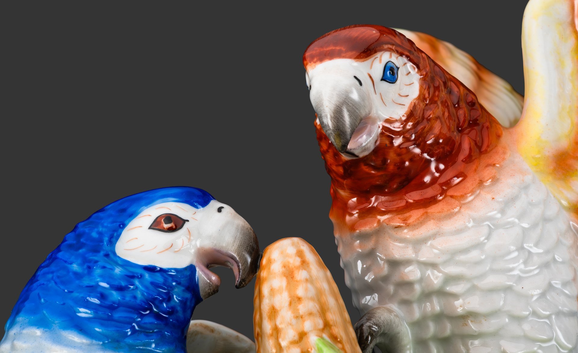 Статуэтка "Попугаи с кукурузой", фабрика Weiss, Kühnert & Co, Gräfenthal, фарфор, роспись, Германия, 1910-1940 гг.