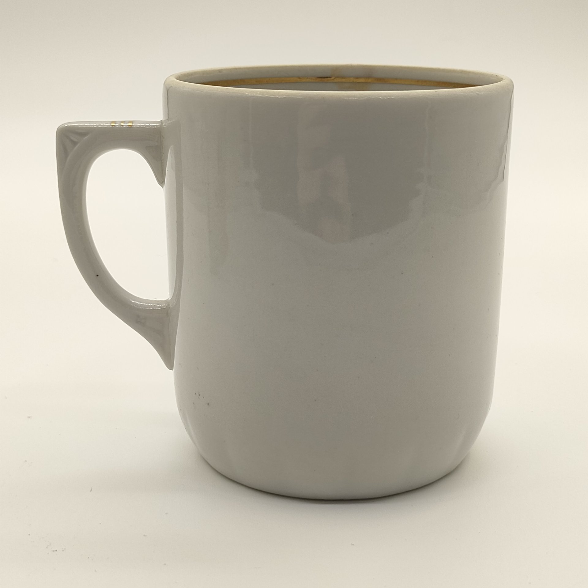 Кружка "Москва-Кремль", фарфор, деколь, золочение, Дмитровский фарфоровый завод (ДФЗ Вербилки), СССР, 1954-1965 гг.