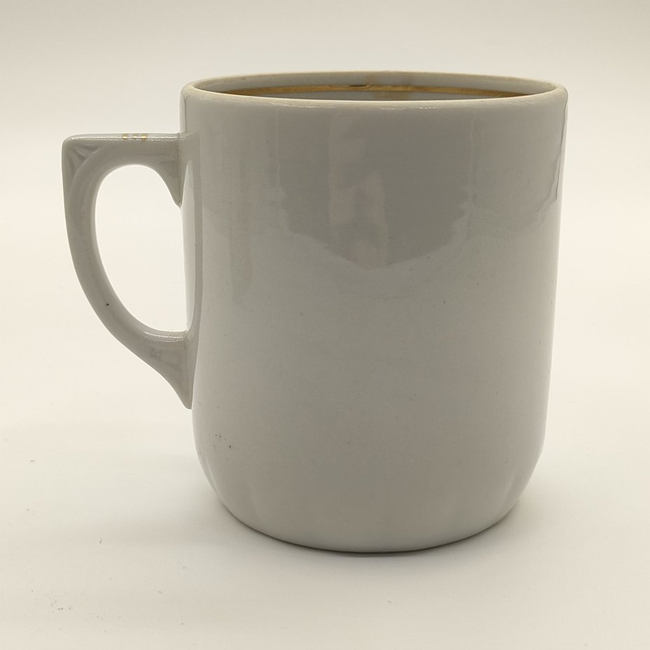 Кружка "Москва-Кремль", фарфор, деколь, золочение, Дмитровский фарфоровый завод (ДФЗ Вербилки), СССР, 1954-1965 гг.