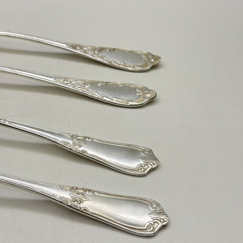 Набор из 4-х столовых ложек с растительным декором (в подборе), мНЦ (медь-никель-цинк), Киевский завод столовых приборов и посуды им. Дзержинского (ЗiД, ЗиД), СССР, 1950-1960 гг.