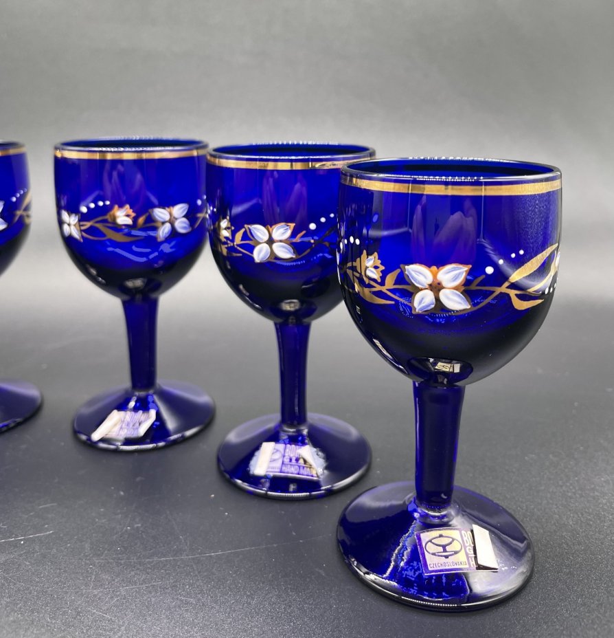 Набор из 6-ти рюмок ручной работы с цветочным орнаментом, Bohemia Glass