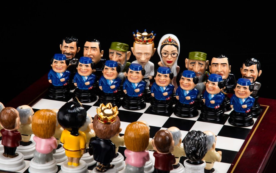 Шахматы "Мировые лидеры"