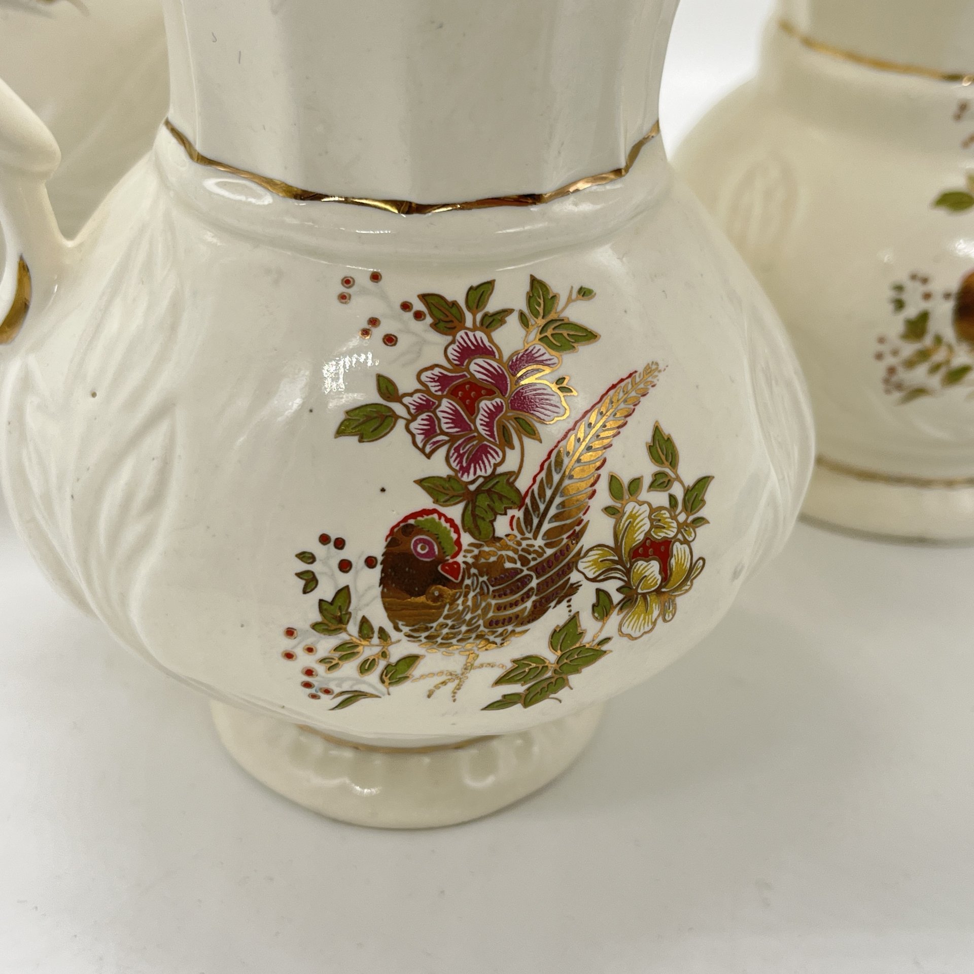 Набор из кофейника, вазочки и молочника "Павлин", Neofitou Keramik 24k Gold, керамика, деколь, золочение, Греция, 1980-2000 гг.