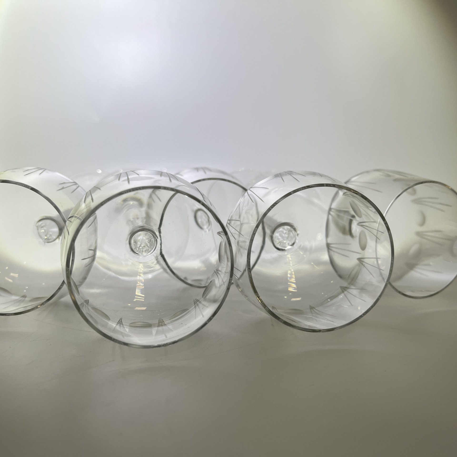 Набор из 5-ти рюмок на высокой ножке с лаконичным декором, Bohemia Crystal (Bohemia Glass)