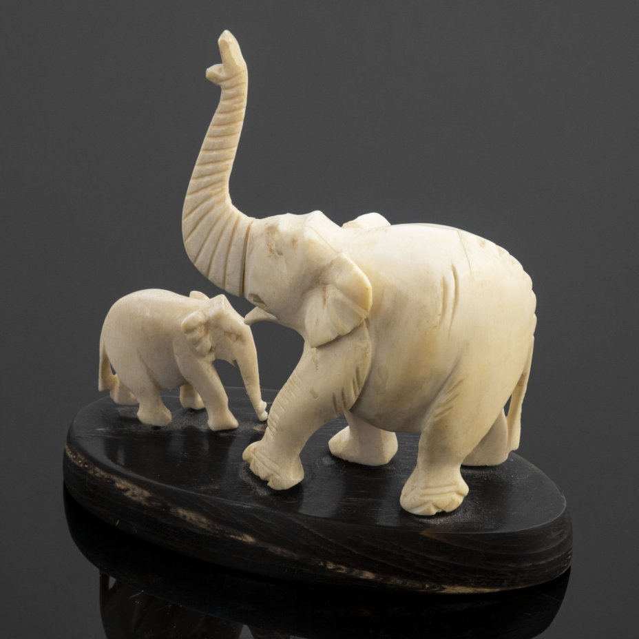 Статуэтка "Слон со слоненком"