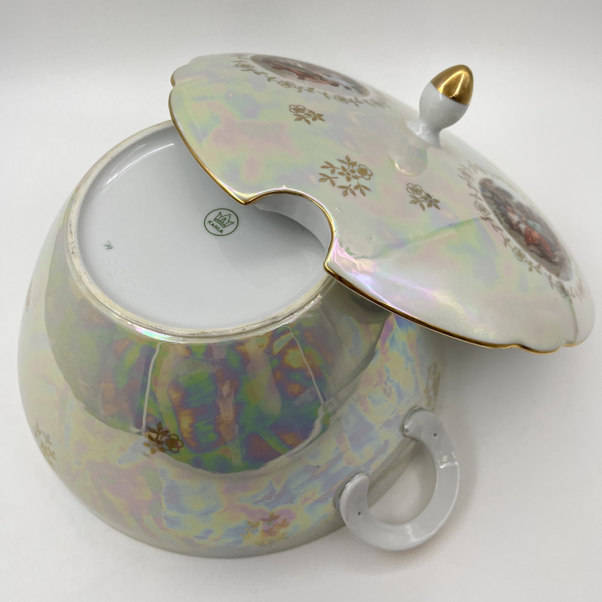 Супница "Мадонна", фарфор, деколь, люстр, золочение, Kahla, ГДР, 1960-1980 гг.