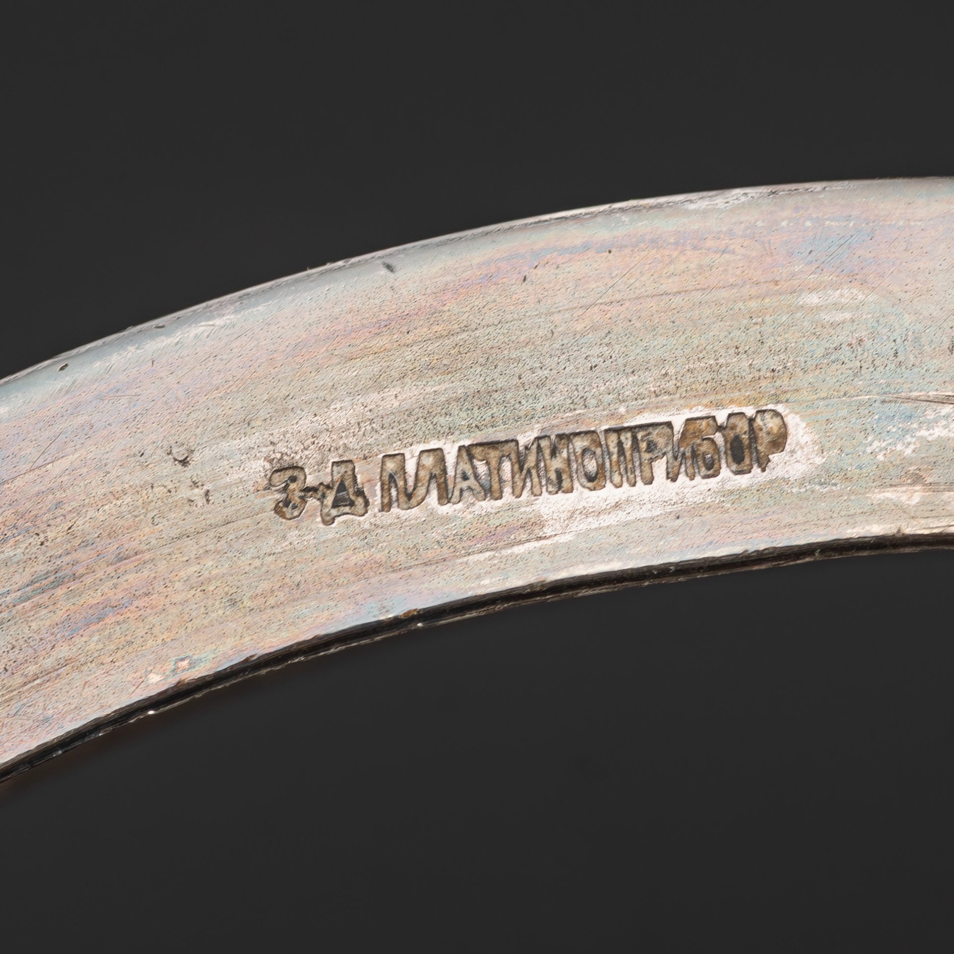 Конфетница (сахарница) агитационная, украшенная изображением звезды и колосьев (Советский Ампир)