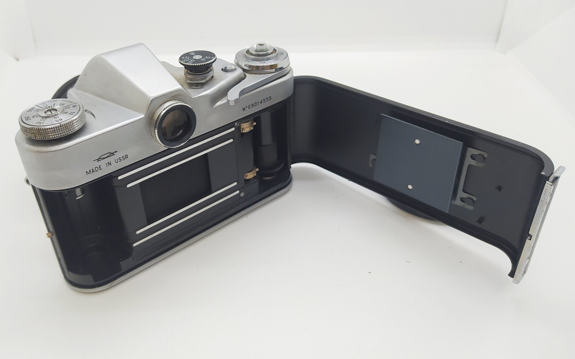Фотоаппарат плёночный "Зенит-3М" с объективом "Гелиос-44" в оригинальной сумке, Красногорский механический завод (КМЗ)