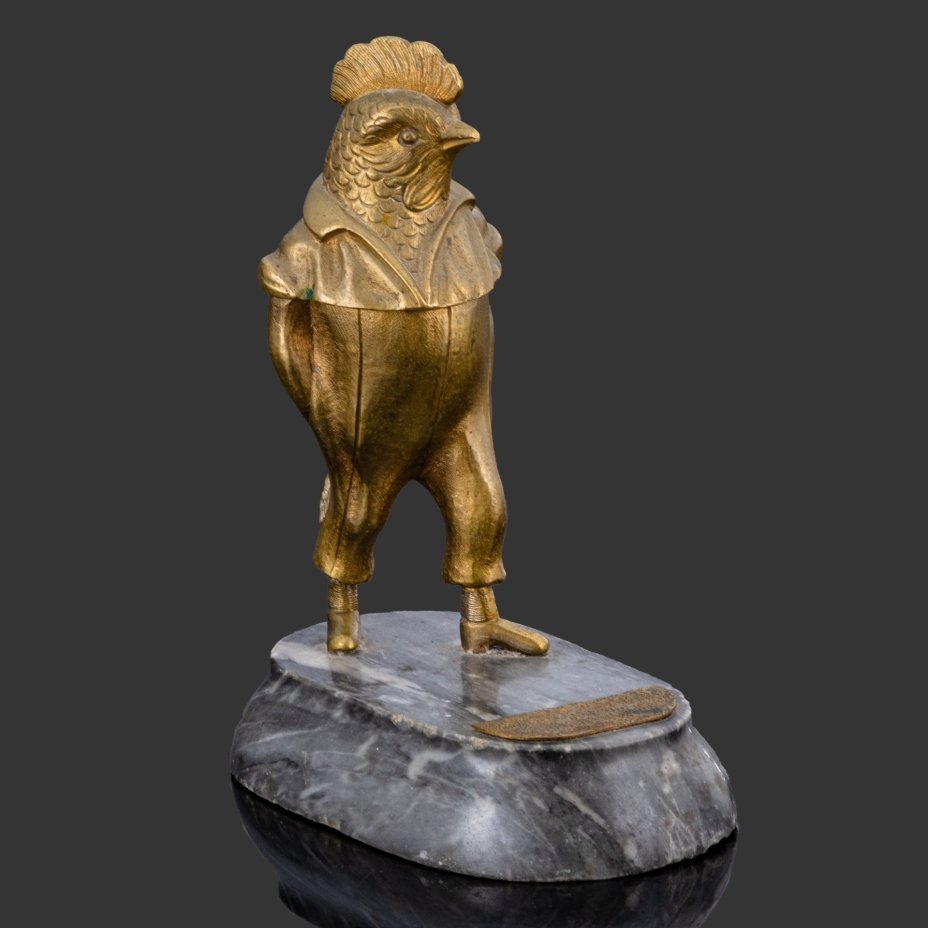 Спичечница "Деловой петух", латунь, камень, Западная Европа, 1890-1920 гг.