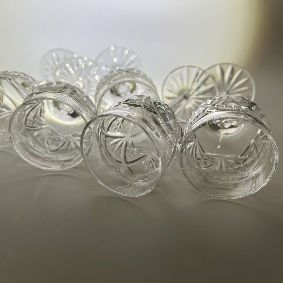 Набор из 6-ти рюмок с рельефным декором