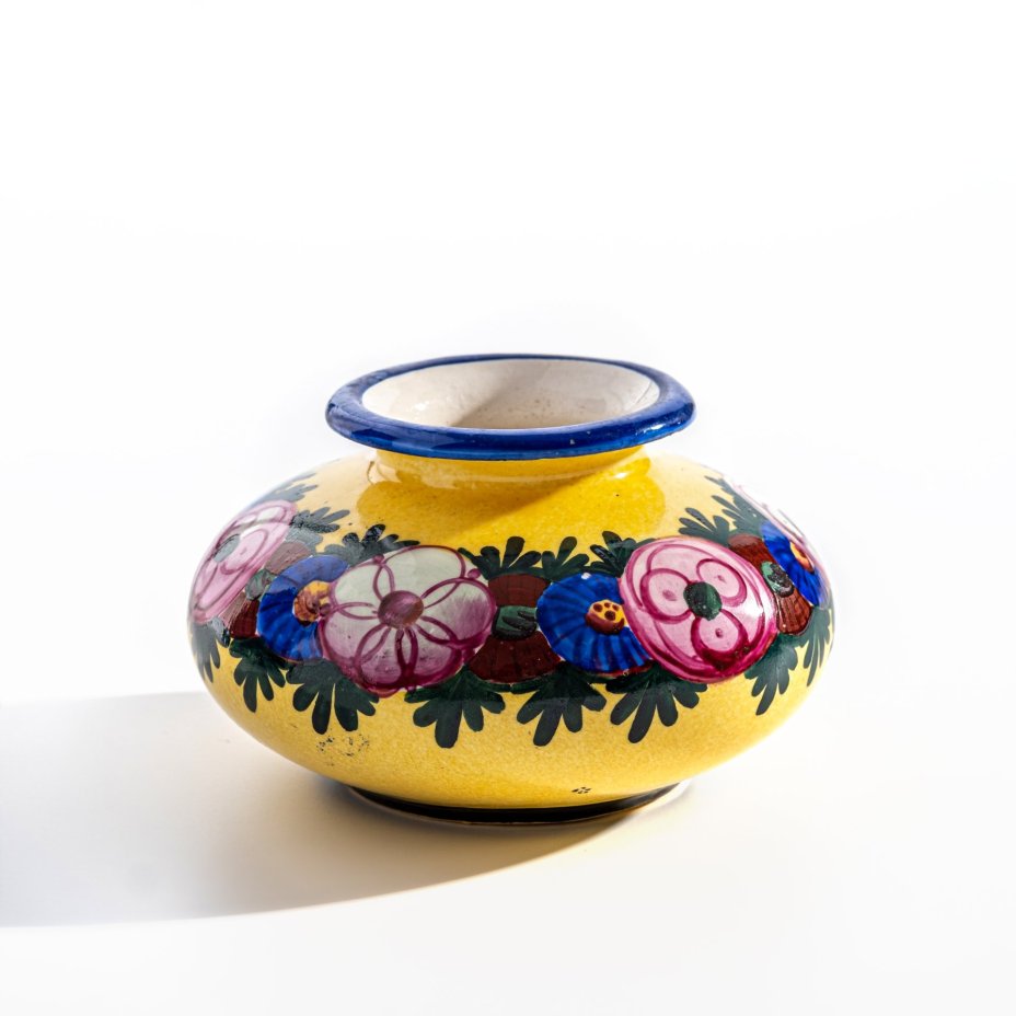 Вазочка декоративная с цветочным узором, керамика, роспись, "Wilhelm Kagel Pottery"