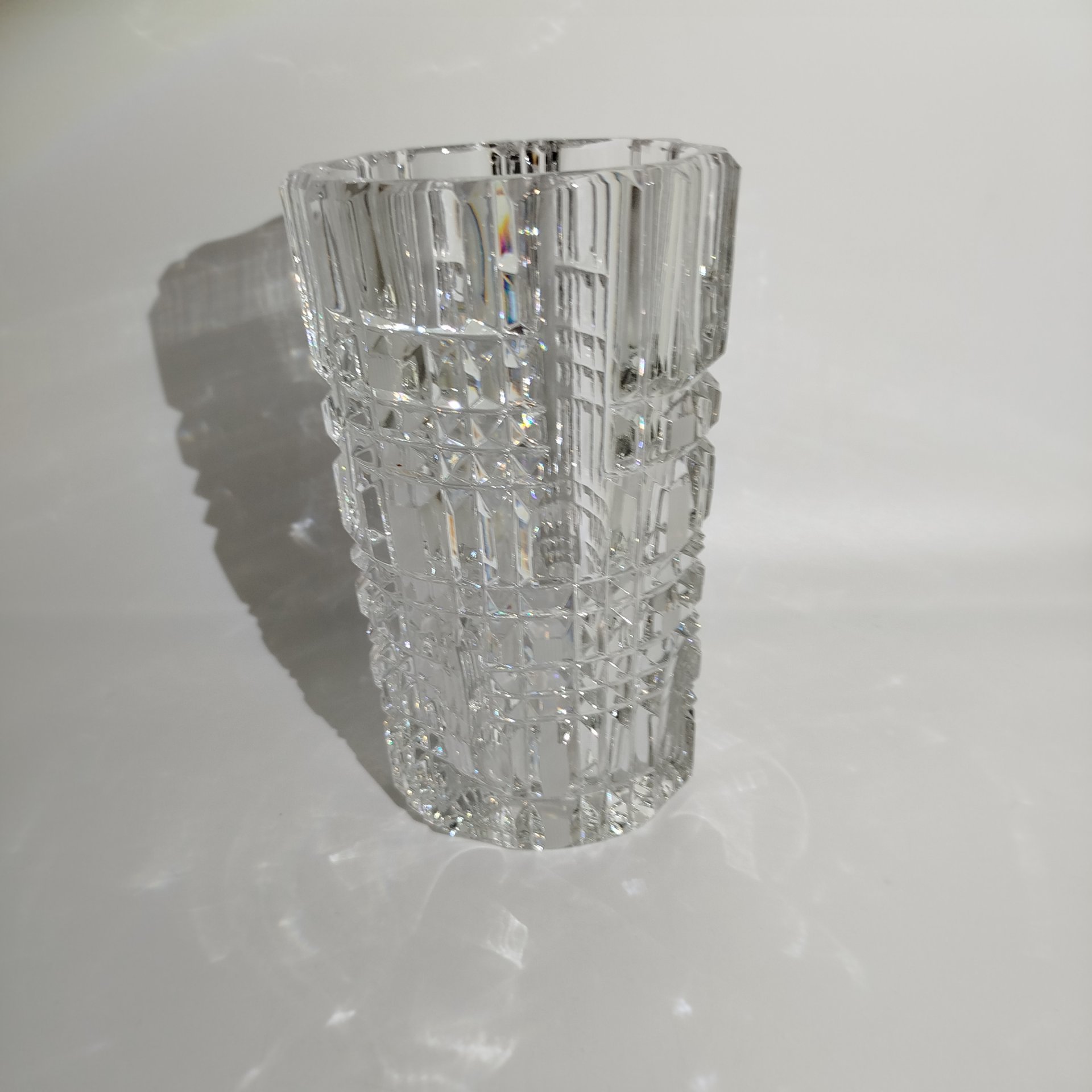 Ваза для цветов "Праздник", автор А.М. Остроумов, хрусталь, алмазная грань, Ленинградский завод художественного стекла (ЛЗХС), СССР, 1960-1980 гг.