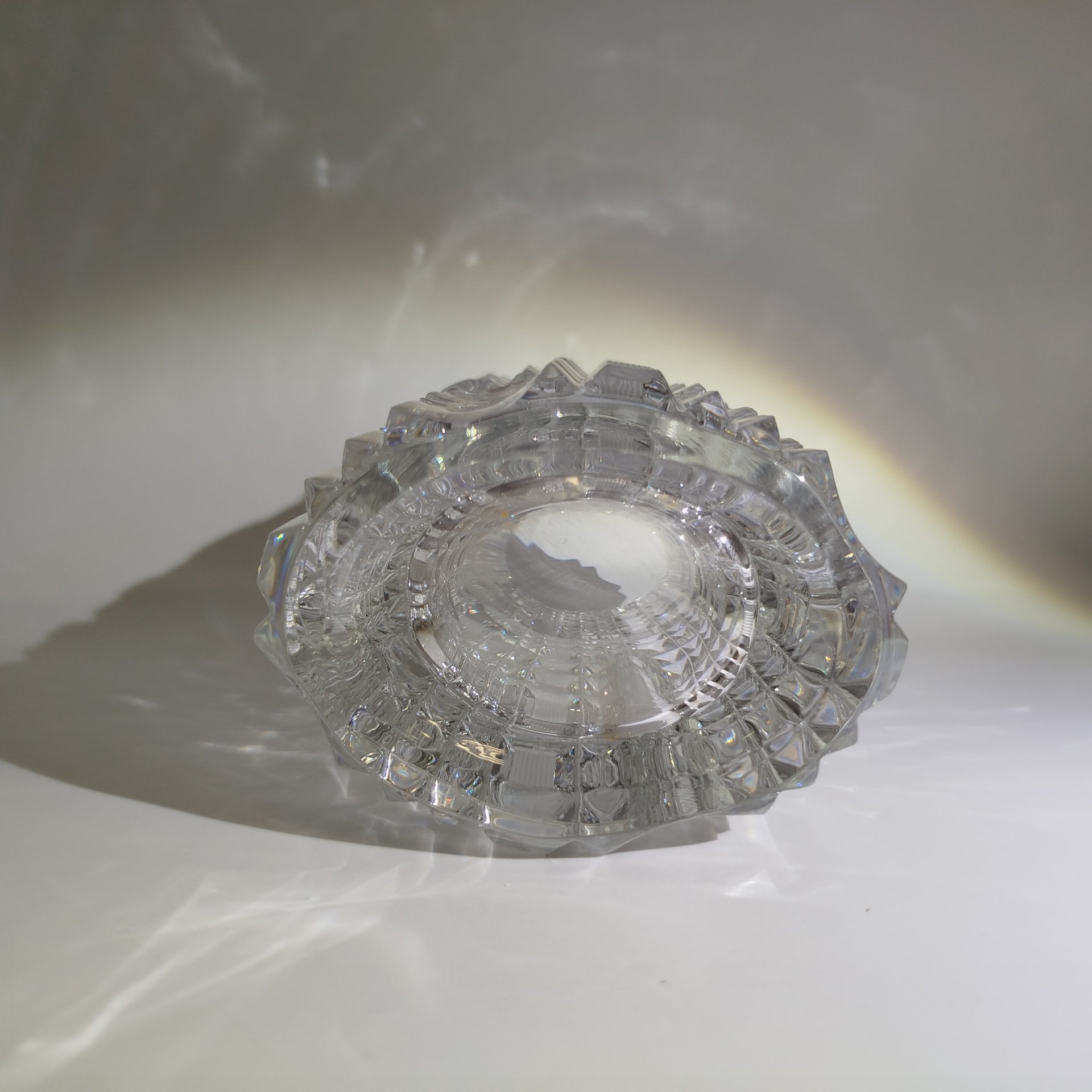 Ваза для цветов "Праздник", автор А.М. Остроумов, хрусталь, алмазная грань, Ленинградский завод художественного стекла (ЛЗХС), СССР, 1960-1980 гг.