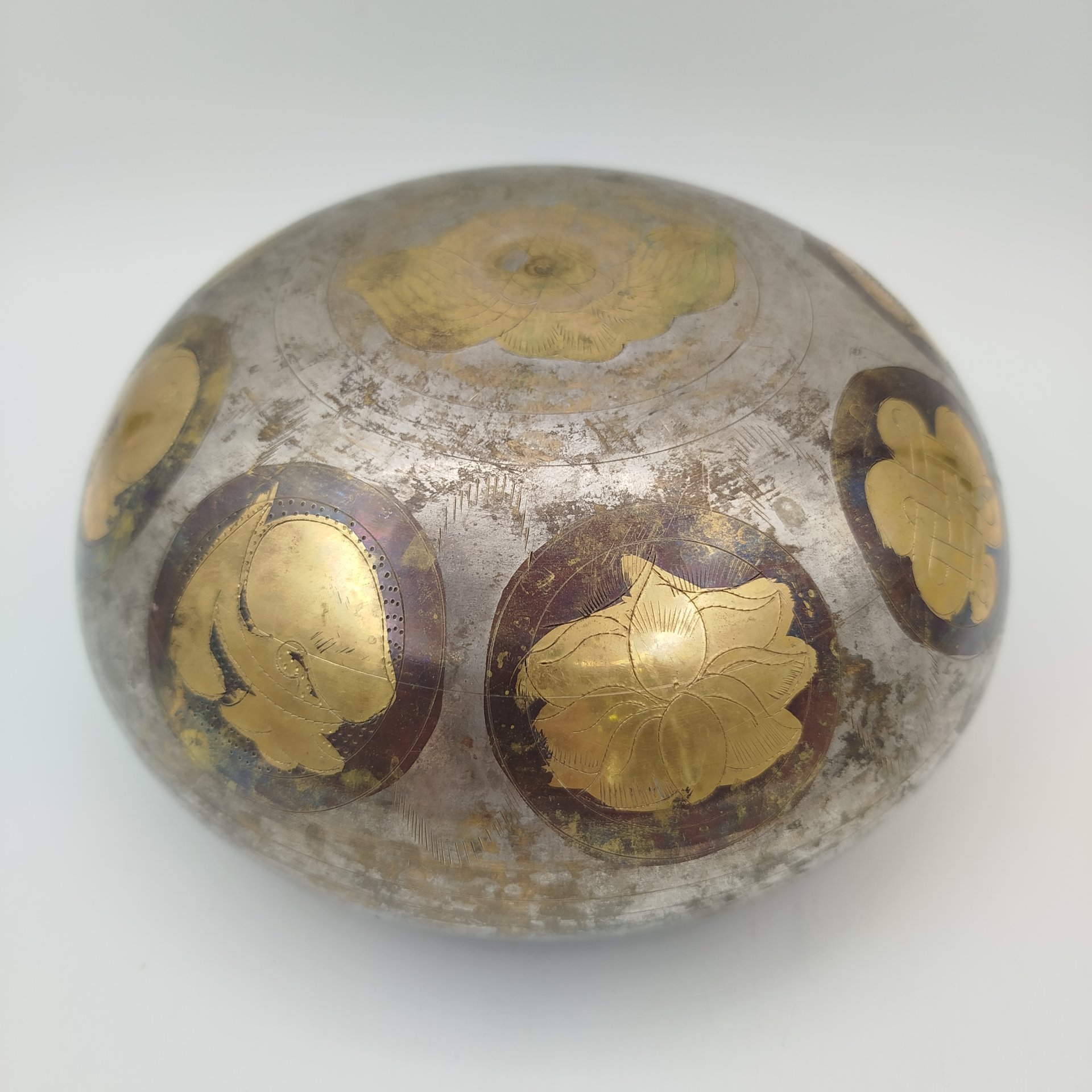 Чаша для медитации ("поющая чаша"), металл, гравировка, Азия, 1970-1990 гг.