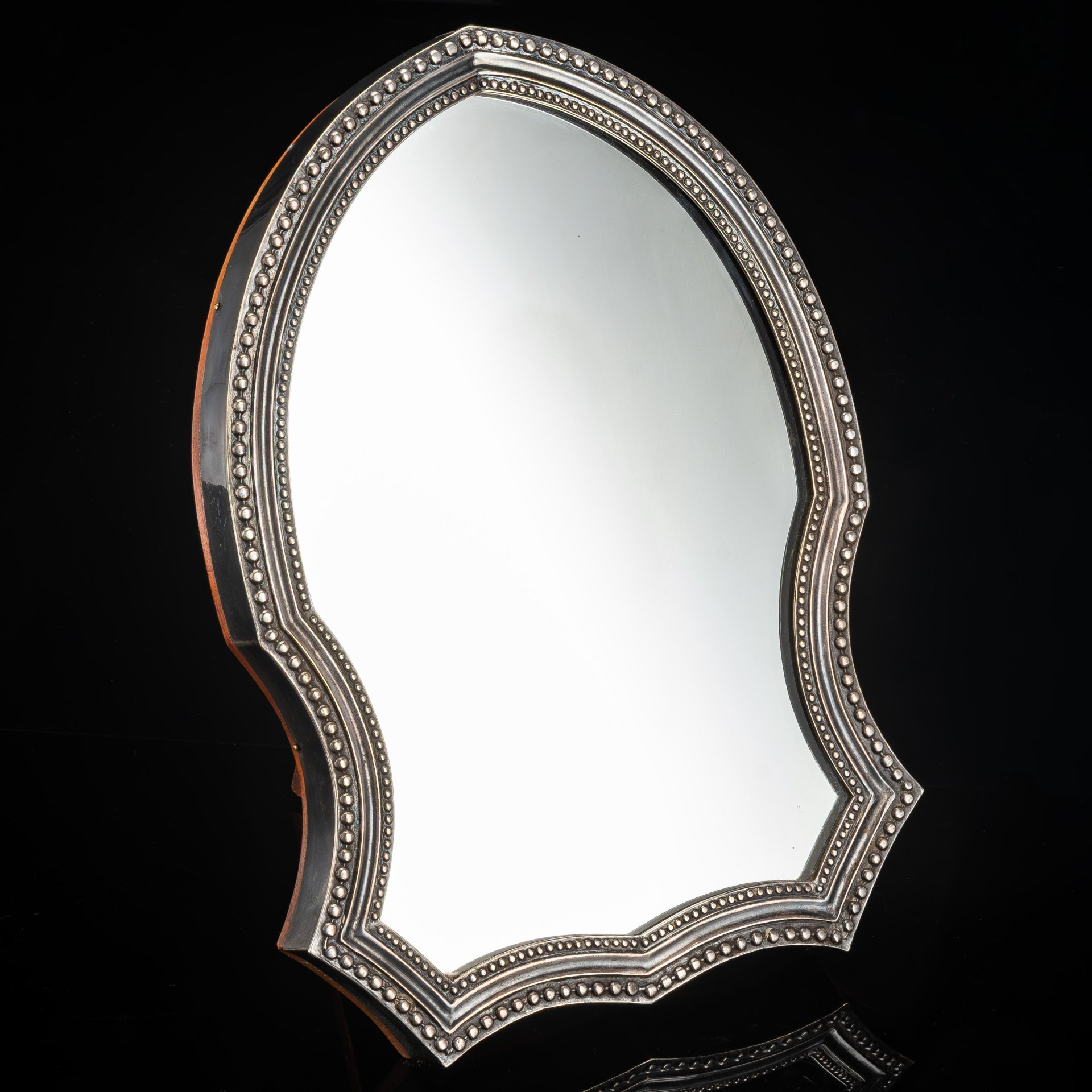 Зеркало настольное в фигурной раме, металл, серебрение, дерево, зеркало, Fraget (Фабрика серебряных и плакированных изделий Иосифа Фраже), Царство Польское, 1850-1870 гг.