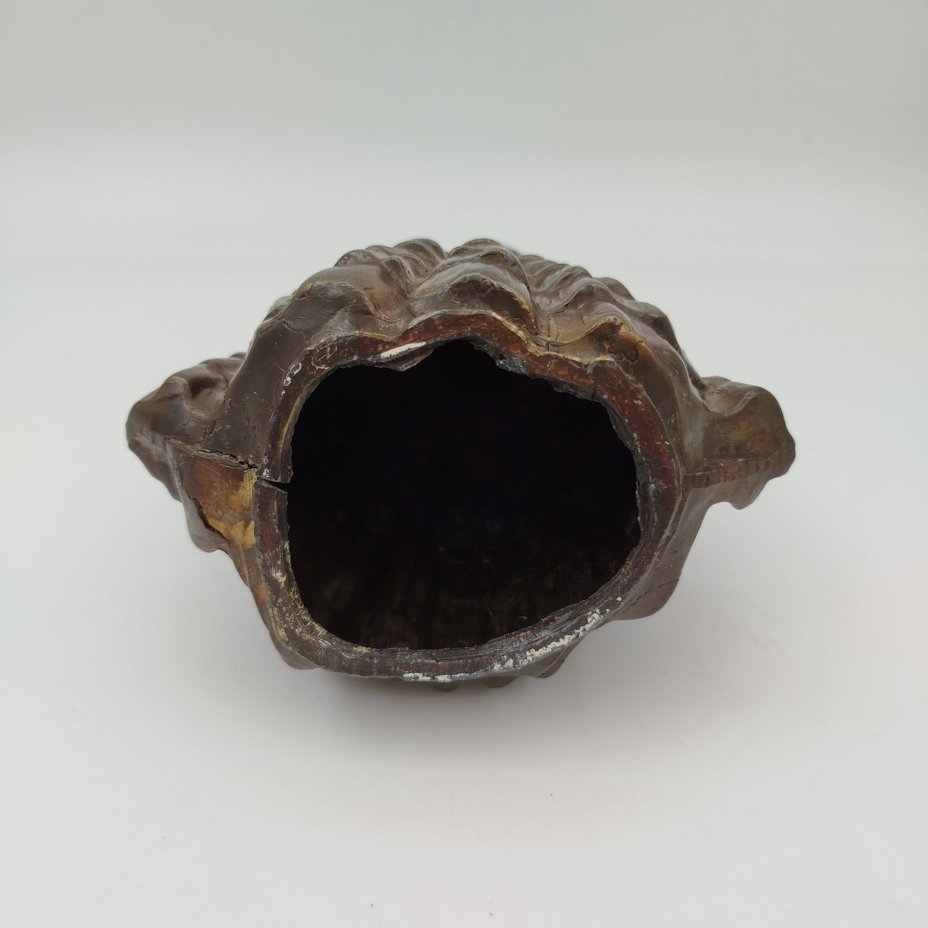 Статуэтка "Юная красавица в бальном платье"