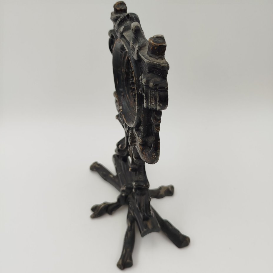 Подчасник ажурный со змеей, чугун, литье, крашение, Кусинский чугунолитейный завод (Куса), СССР, 1960-1980 гг.