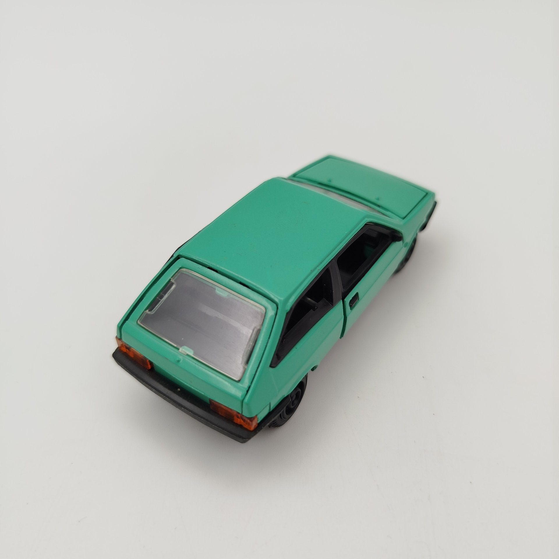 Модель автомобиля "ВАЗ 2108-09"