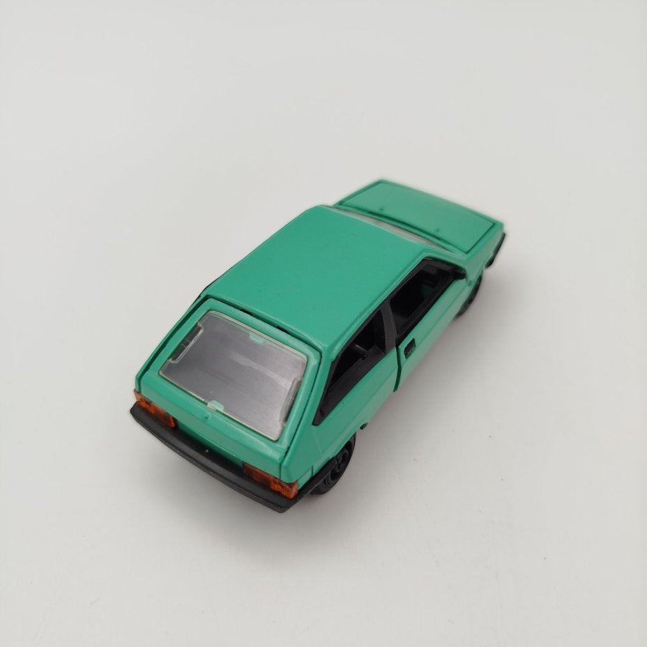 Модель автомобиля "ВАЗ 2108-09"