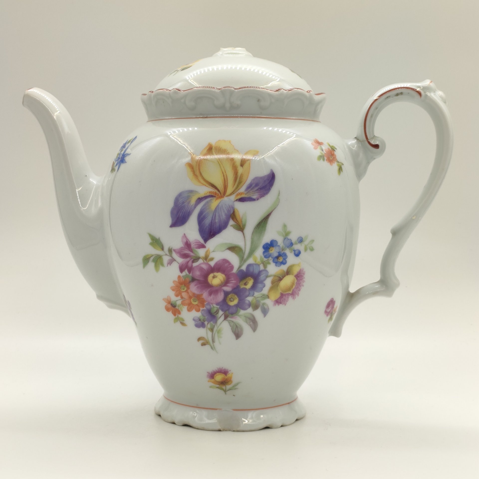 Чайник доливной с цветочным декором, фарфор, деколь, Kahla, Германия, 1937-1956 гг.