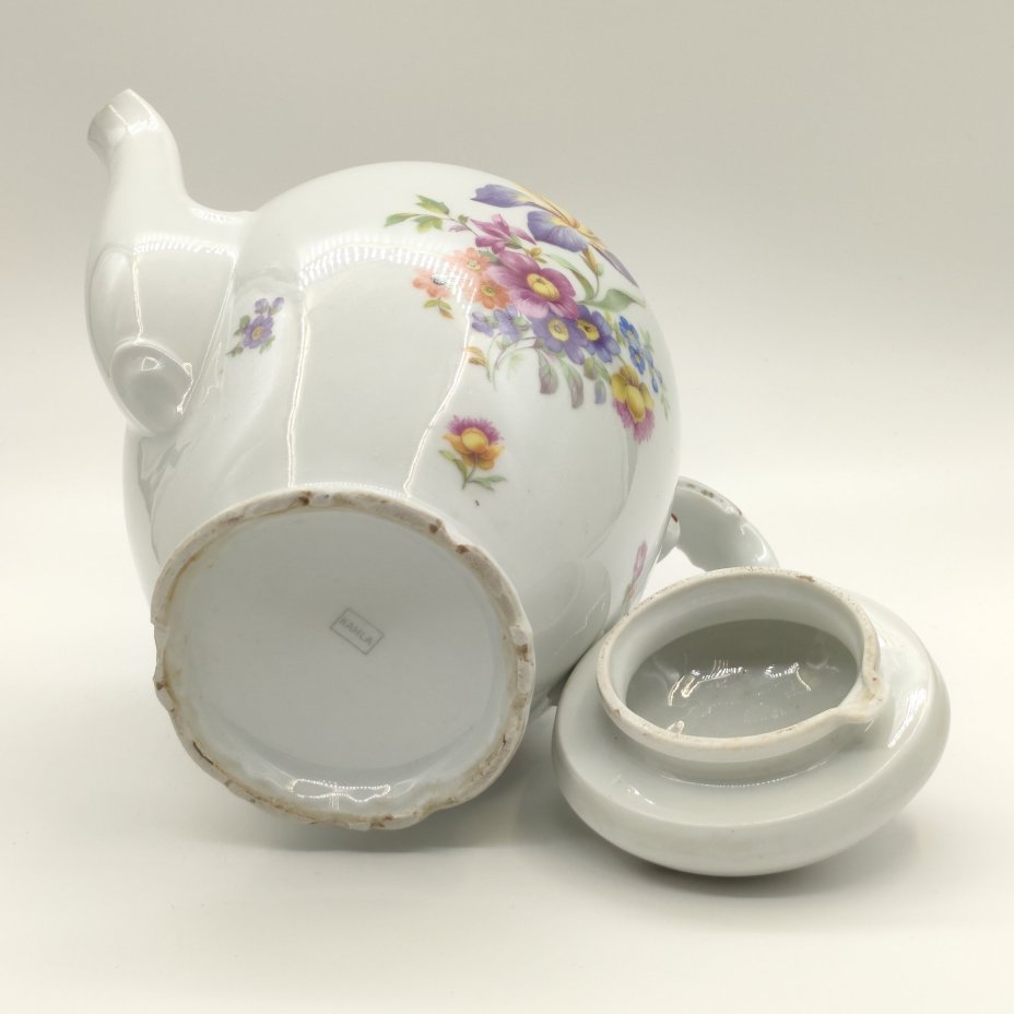 Чайник доливной с цветочным декором, фарфор, деколь, Kahla, Германия, 1937-1956 гг.