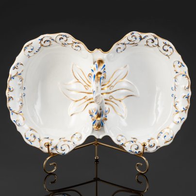 Менажница двойная с ручкой и растительным декором в сине-золотой гамме, фарфор, роспись, золочение, Фарфоровый завод братьев Корниловых, Российская империя, 1861-1884 гг.