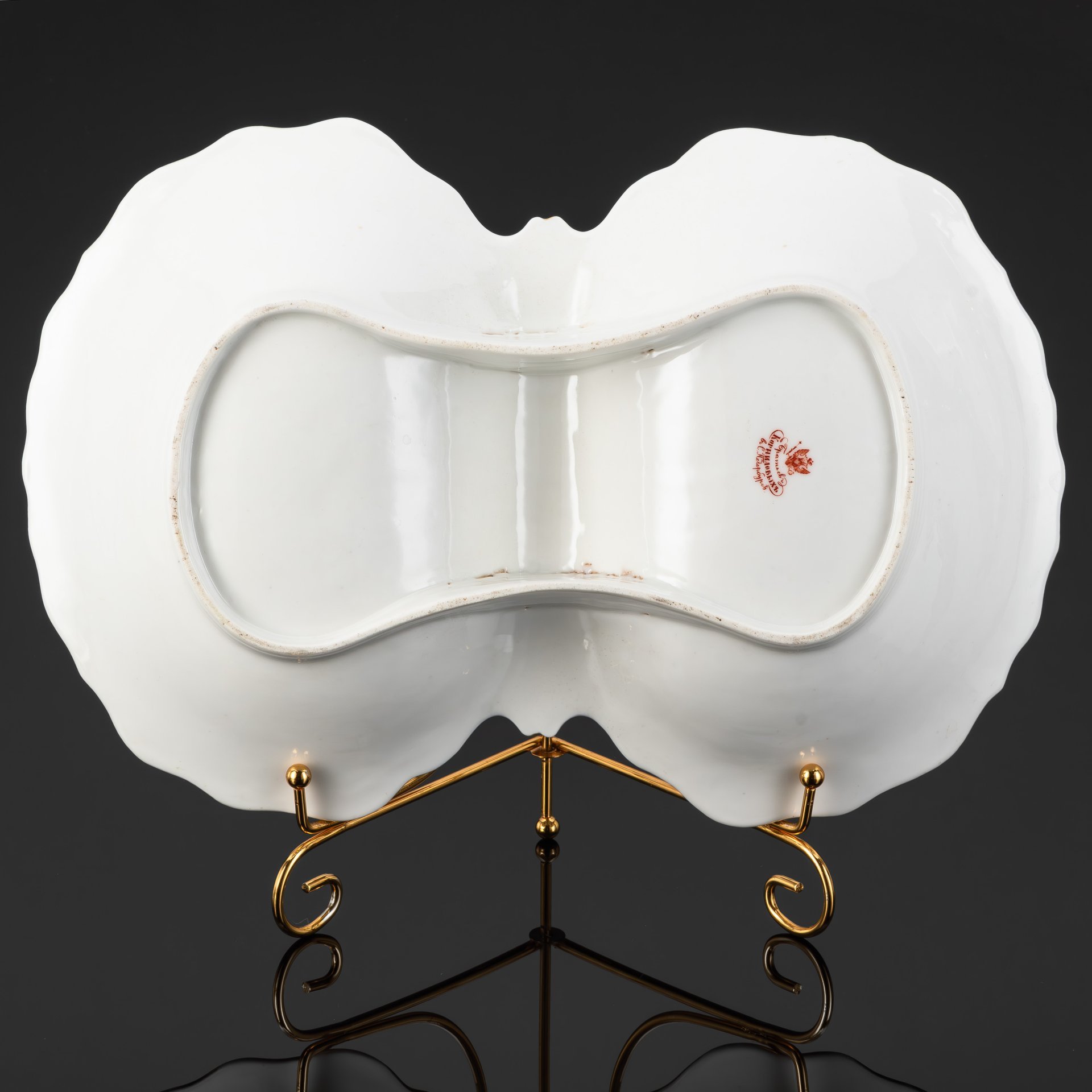 Менажница двойная с ручкой и растительным декором в сине-золотой гамме, фарфор, роспись, золочение, Фарфоровый завод братьев Корниловых, Российская империя, 1861-1884 гг.