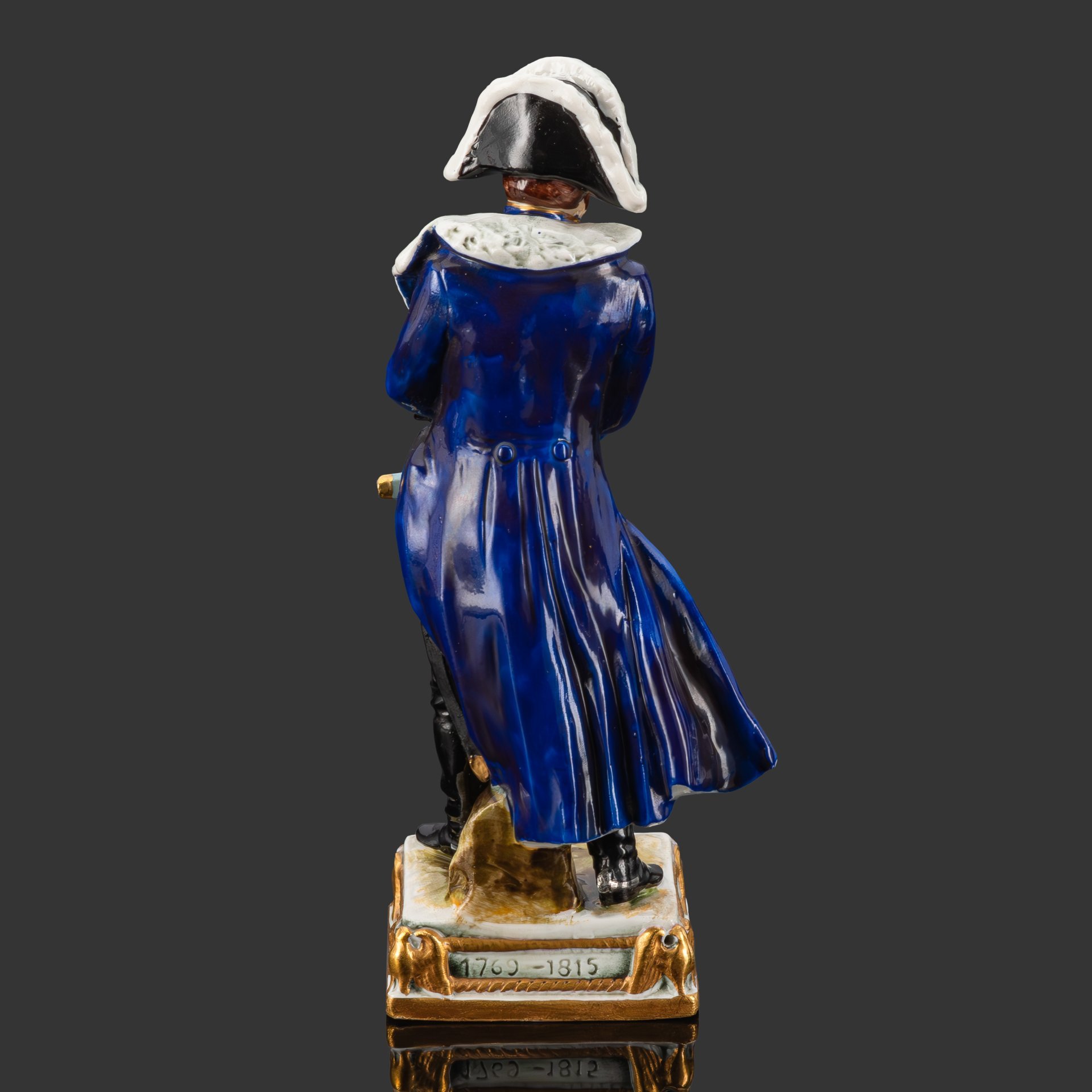 Статуэтка "Маршал Мишель Ней", фарфор, роспись, золочение, Porcelaine de Paris, Франция, 1950-1980 гг.