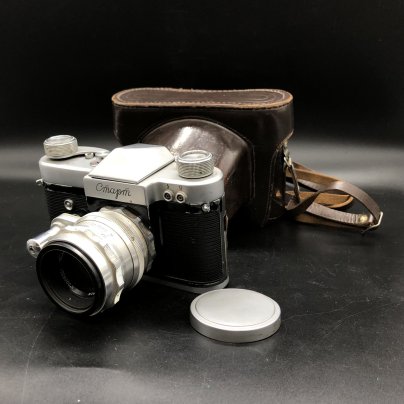 Фотоаппарат плёночный "Старт" с объективом "Гелиос-44" (нерабочий), Красногорский механический завод (КМЗ)