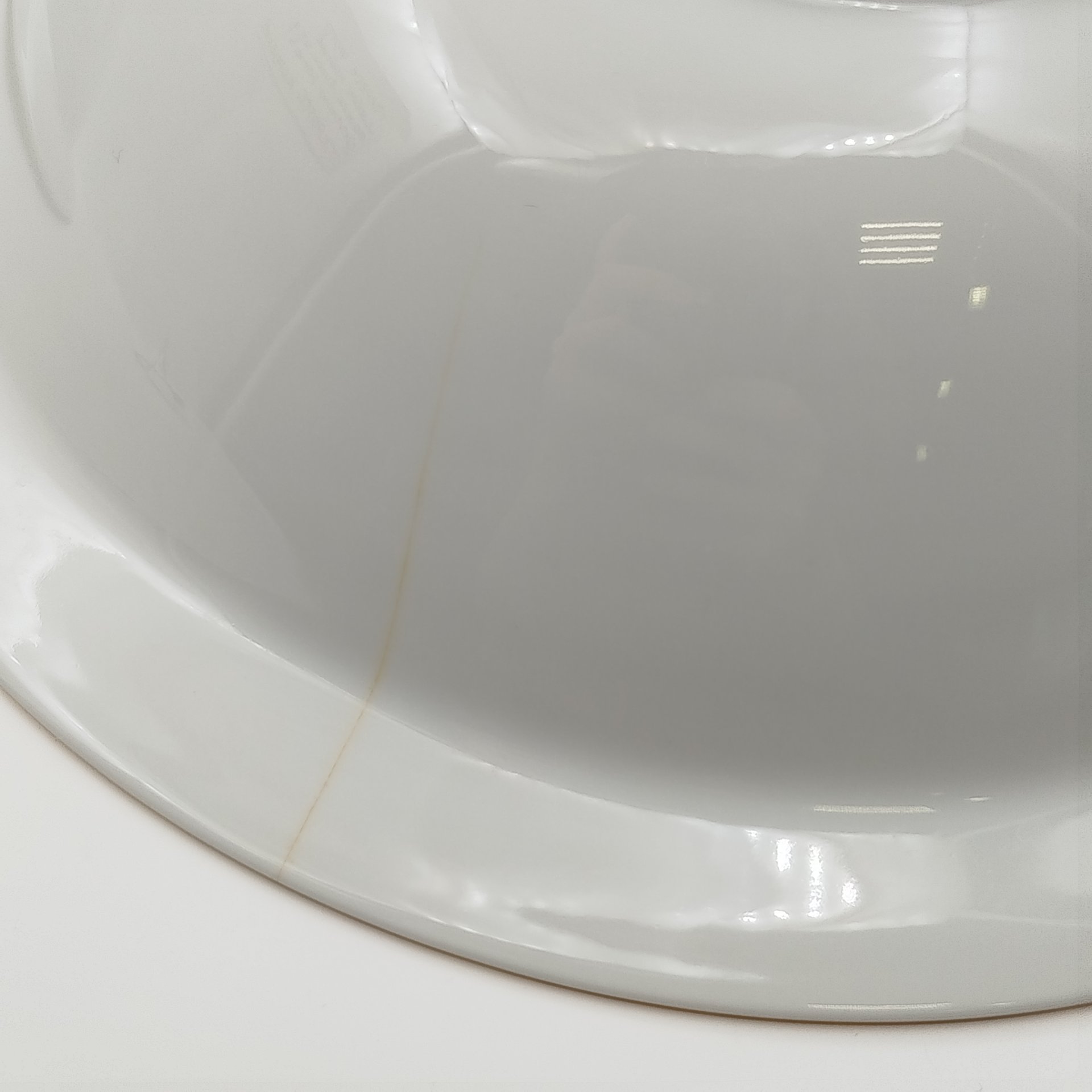 Пара салатников с цветочным декором золотистого цвета, фарфор, деколь, золочение, Graf Von Henneberg Porzellan, 1777 Jlmenau, ГДР, 1973-1977 гг.