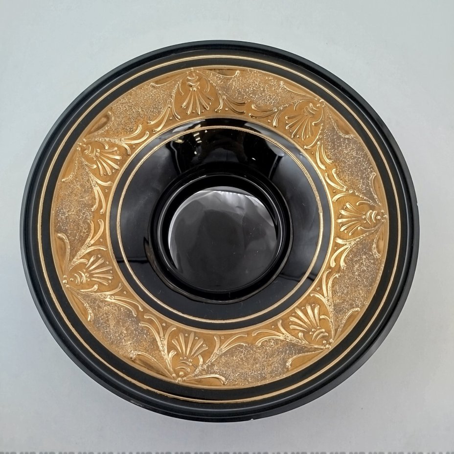 Конфетница, украшенная растительным орнаментом, VEB Kunst-glass, стекло, золочение, СССР, 1970-1990 гг.