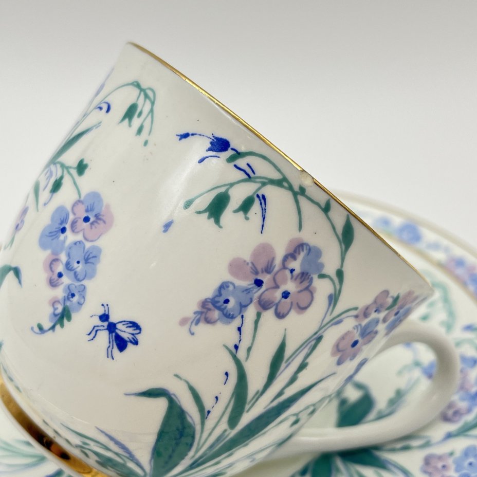 Трио кофейное "Незабудки", автор формы "Ландыш" Э.М. Криммер, автор рисунка Матвеева О.М., фарфор, деколь, золочение, Ленинградский фарфоровый завод (ЛФЗ), СССР, 1970-1992 гг.