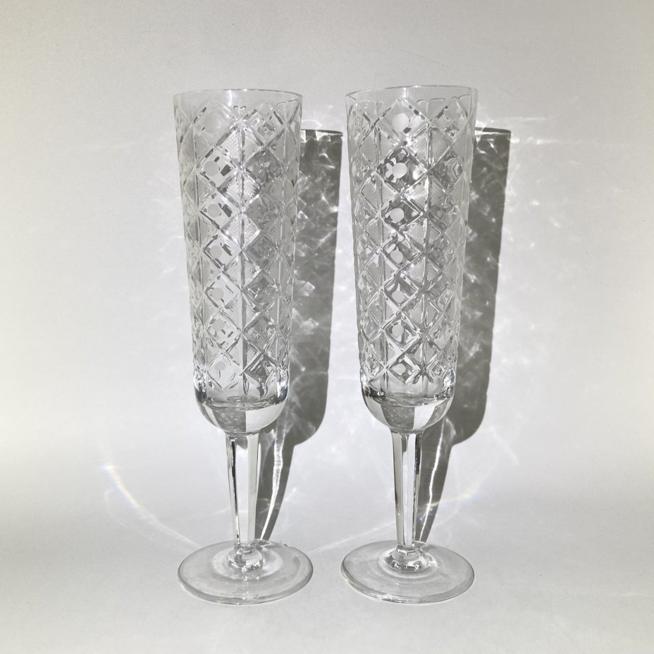 Набор из 2-х фужеров с рельефным декором, хрусталь, алмазная грань, СССР, 1970-1990 гг.