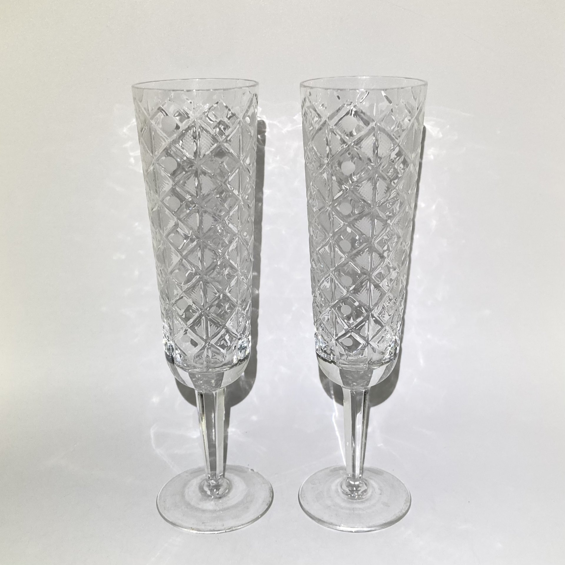 Набор из 2-х фужеров с рельефным декором, хрусталь, алмазная грань, СССР, 1970-1990 гг.