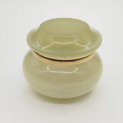 Шкатулка круглой формы "Грибок", оникс, металл, золочение, Азия