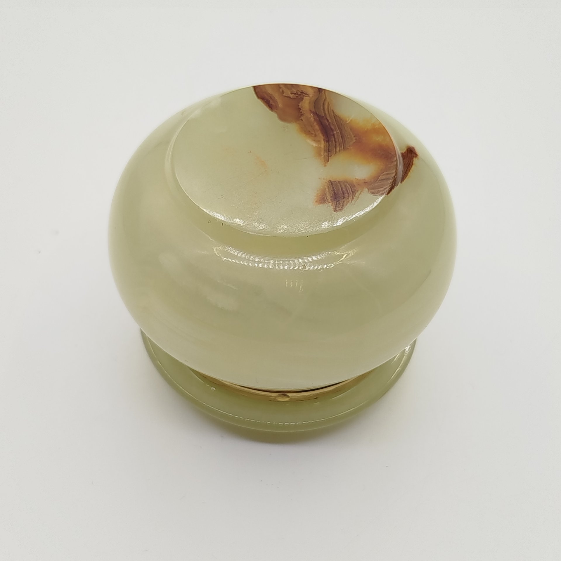 Шкатулка круглой формы "Грибок", оникс, металл, золочение, Азия