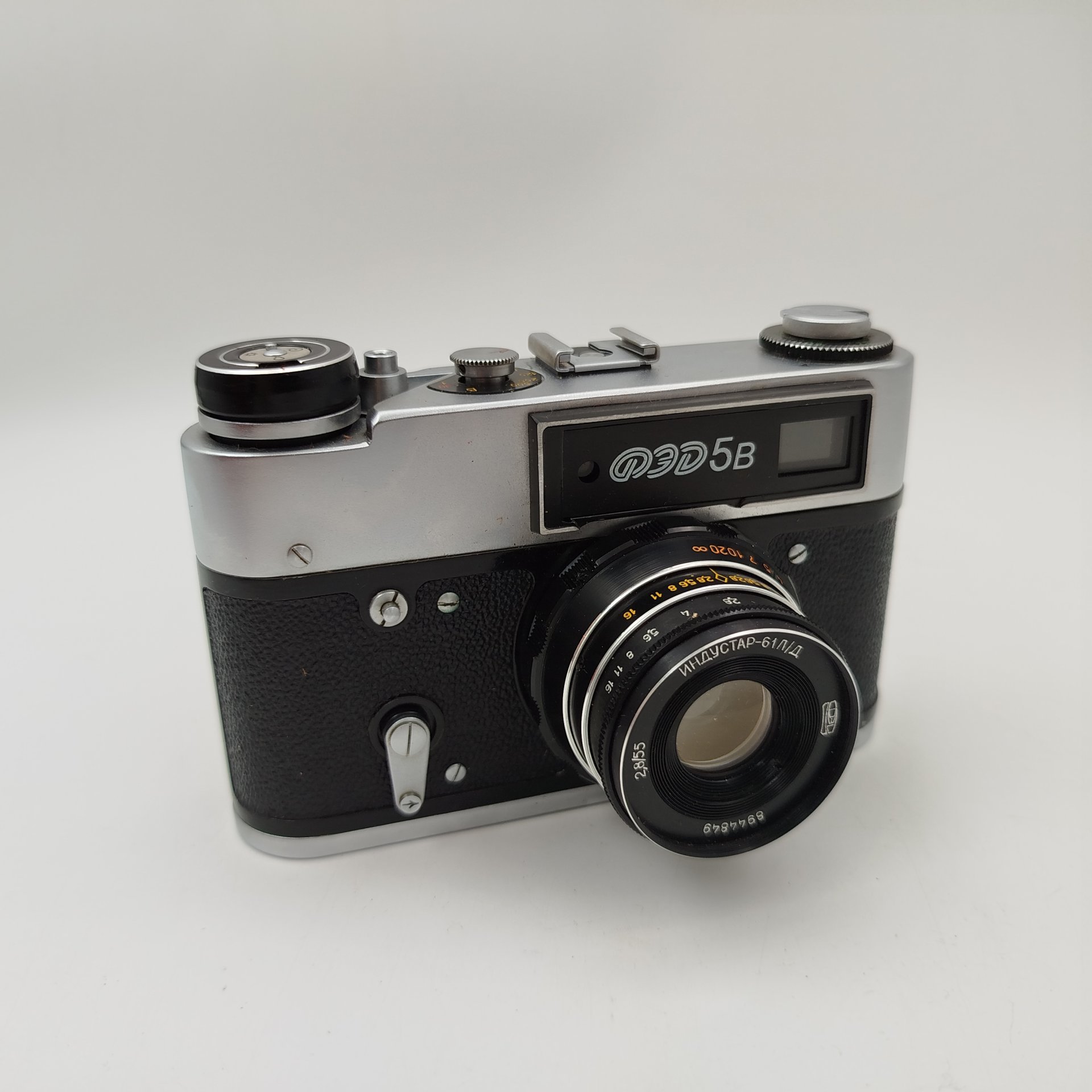 Фотоаппарат "ФЭД-5" с объективом "Индустар-61 Л/Д" в оригинальном кофре, металл, пластик, стекло, кожа, Харьковский машиностроительный завод им. Дзержинского (ФЭД), СССР, 1977-1990 гг.