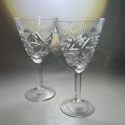 Набор из 2 бокалов с растительным декором, хрусталь, пресс, алмазная грань, СССР, 1970-1990 гг.