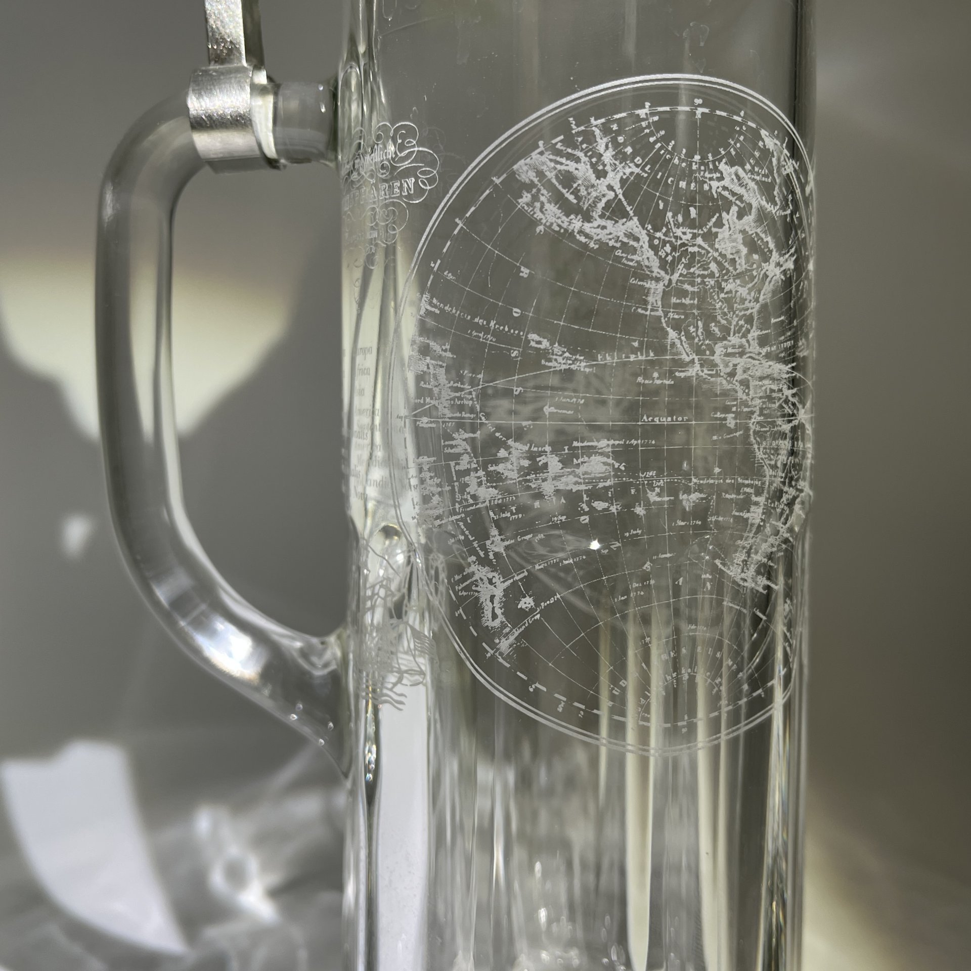 Кружка пивная с крышкой "Карта мира"