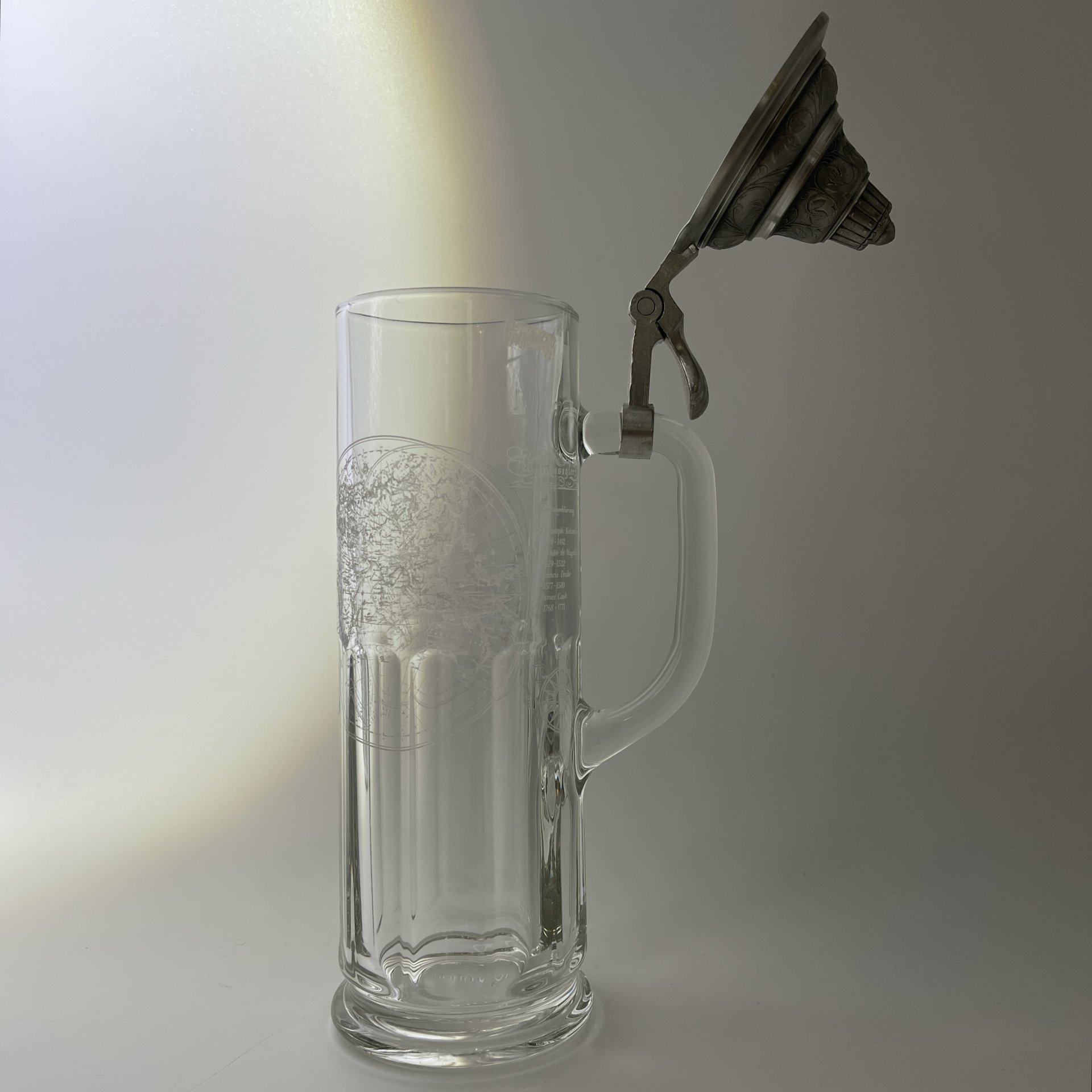 Кружка пивная с крышкой "Карта мира"