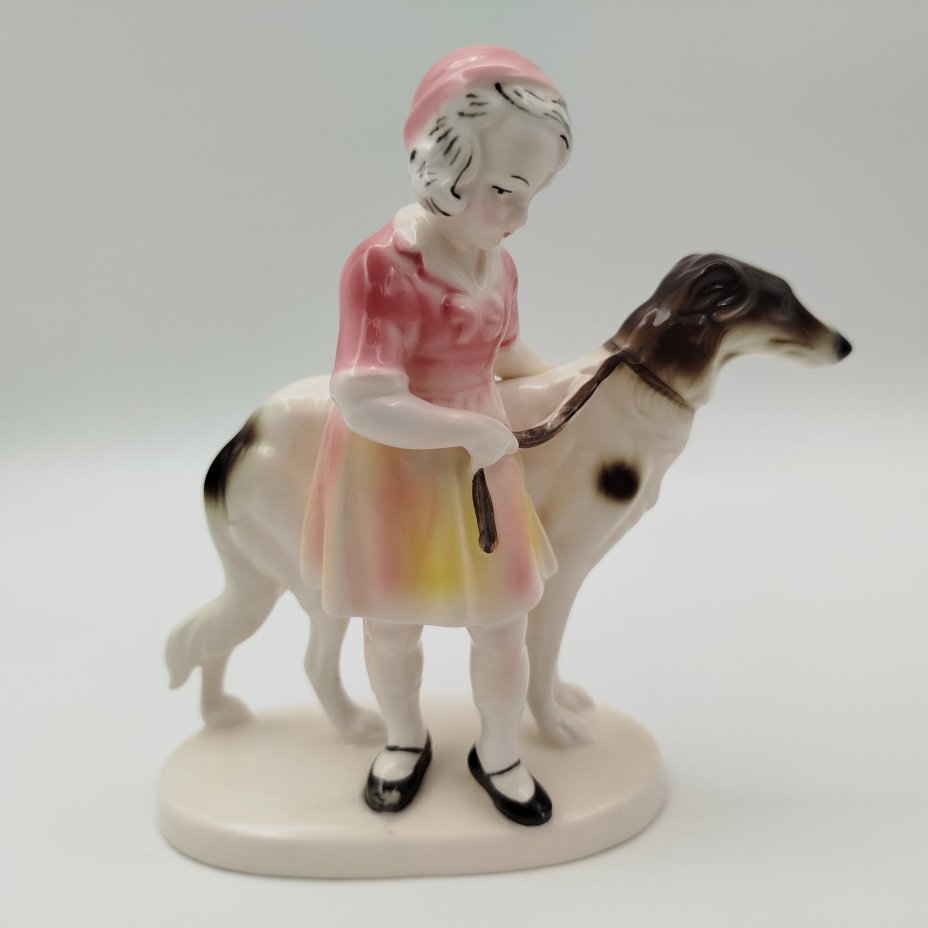 Статуэтка "Девочка с борзой", Katzhutte, фаянс, роспись, Германия, 1958-1990 гг.