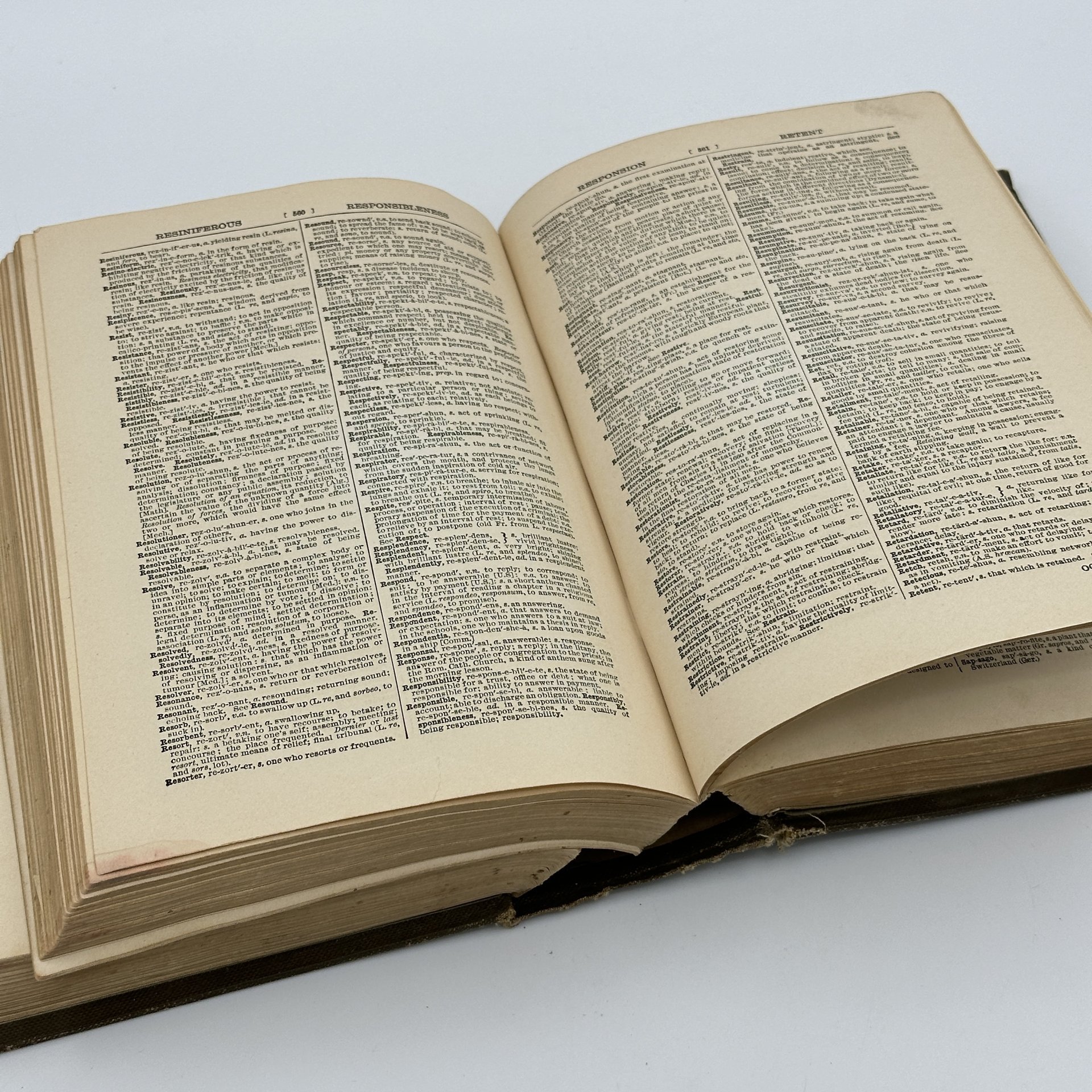 Книга "Nuttall's standard dictionary of the English language"