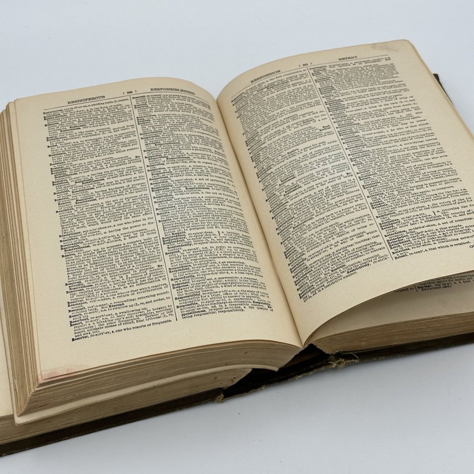 Книга "Nuttall's standard dictionary of the English language"