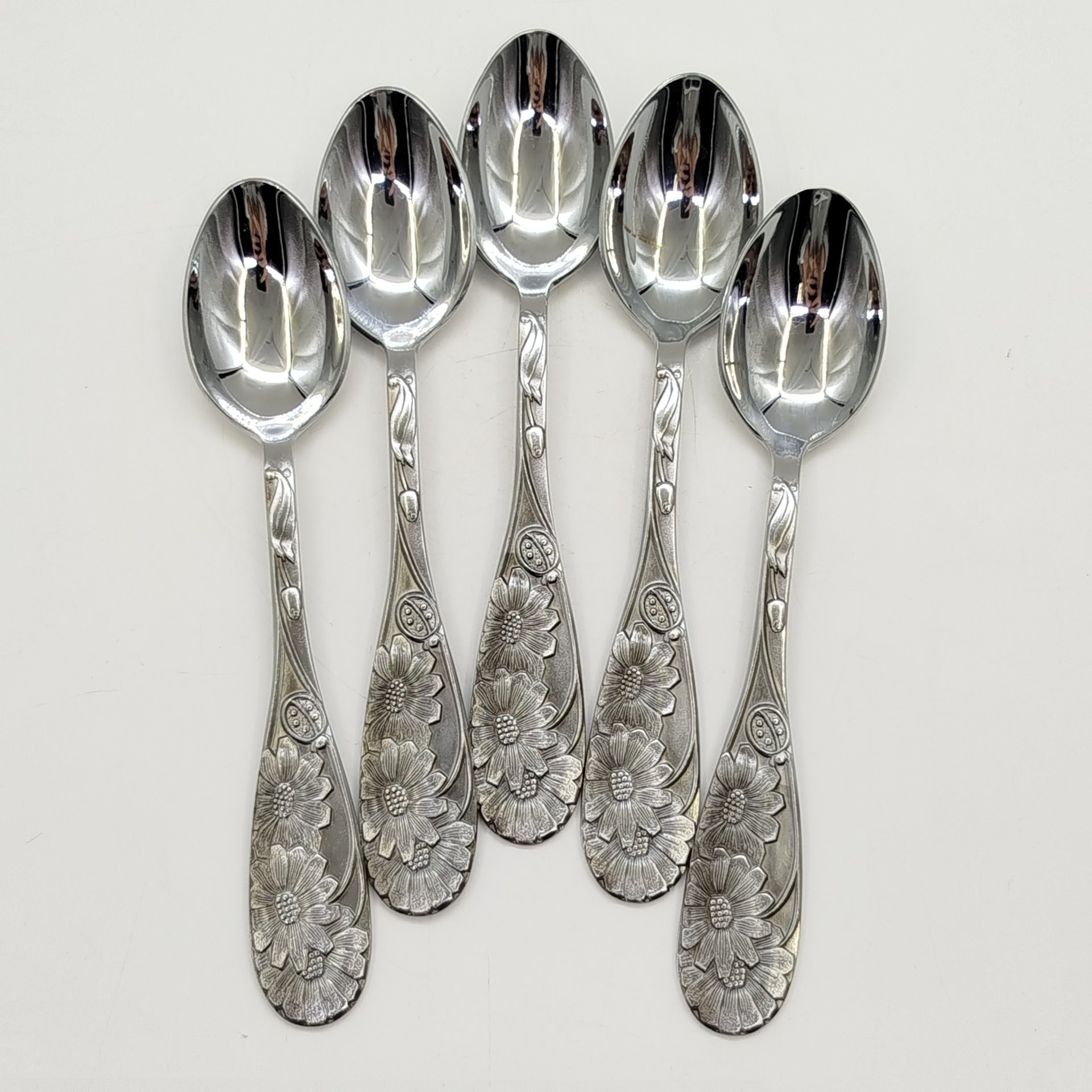 Набор чайных ложек с цветочным декором, металл, Россия, 1980-2000 гг.
