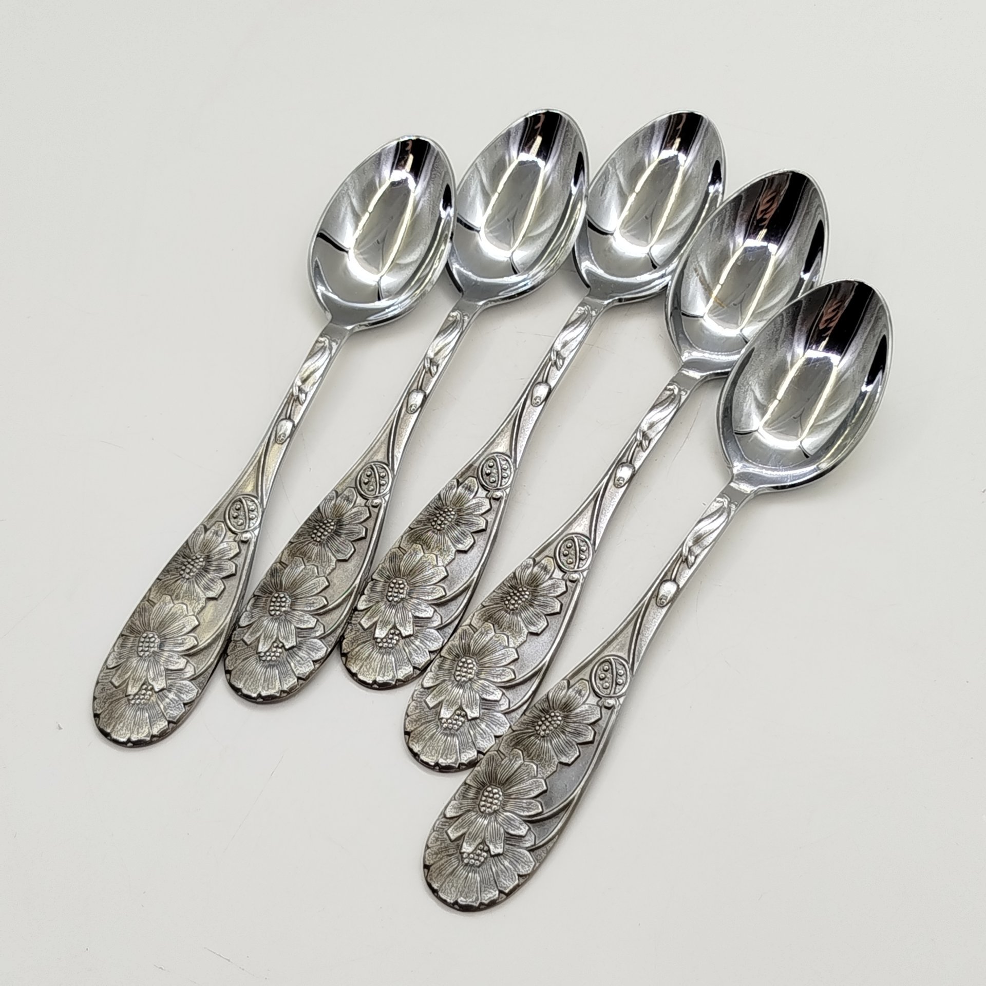 Набор чайных ложек с цветочным декором, металл, Россия, 1980-2000 гг.