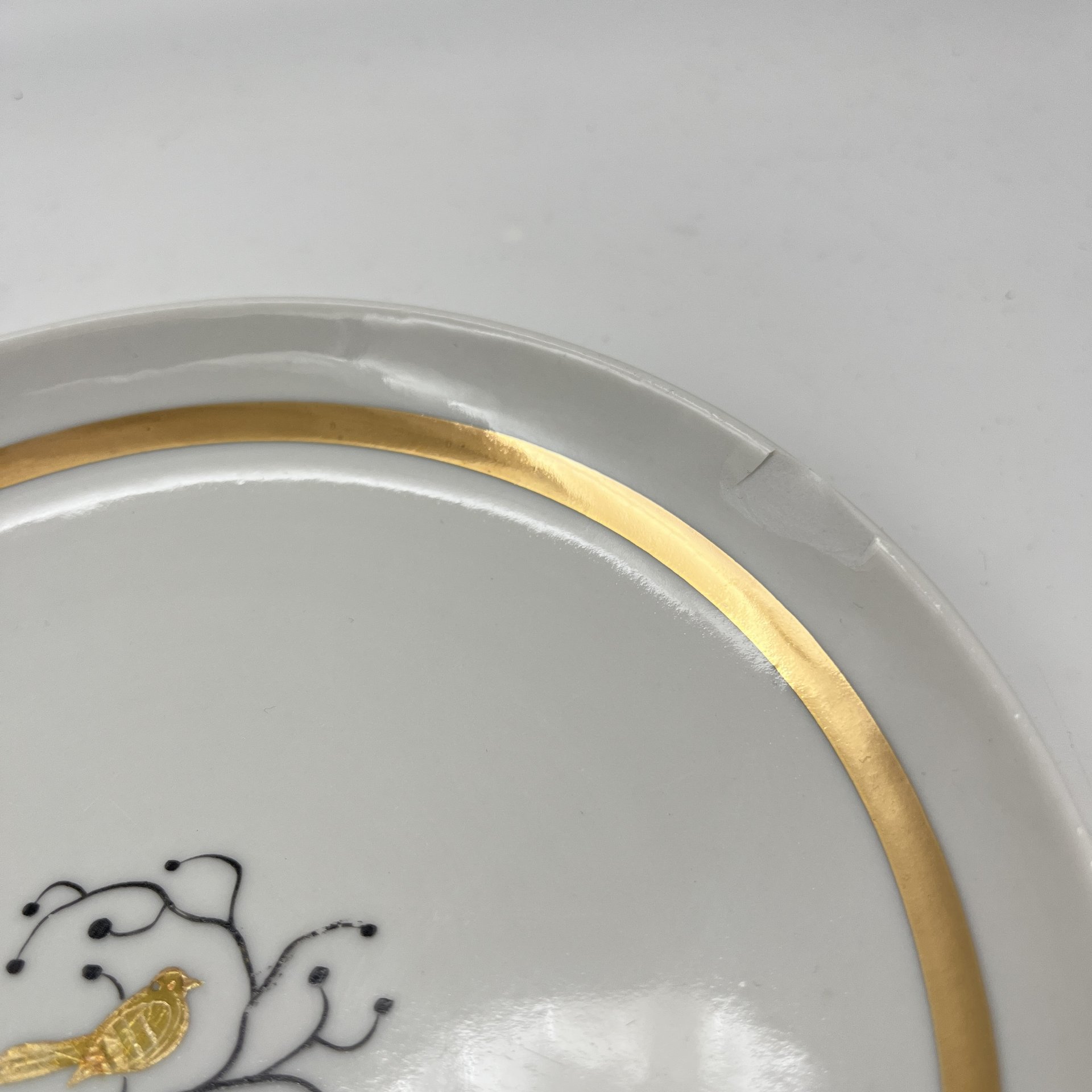 Чайное трио "Птички на закате", автор росписи (предп.) Н.П. Славина , форма "Эллипс", автор В.Л. Семенов, фарфор, фарфор, роспись, золочение, цировка, Ленинградский фарфоровый завод (ЛФЗ), СССР, 1950-1960 гг.