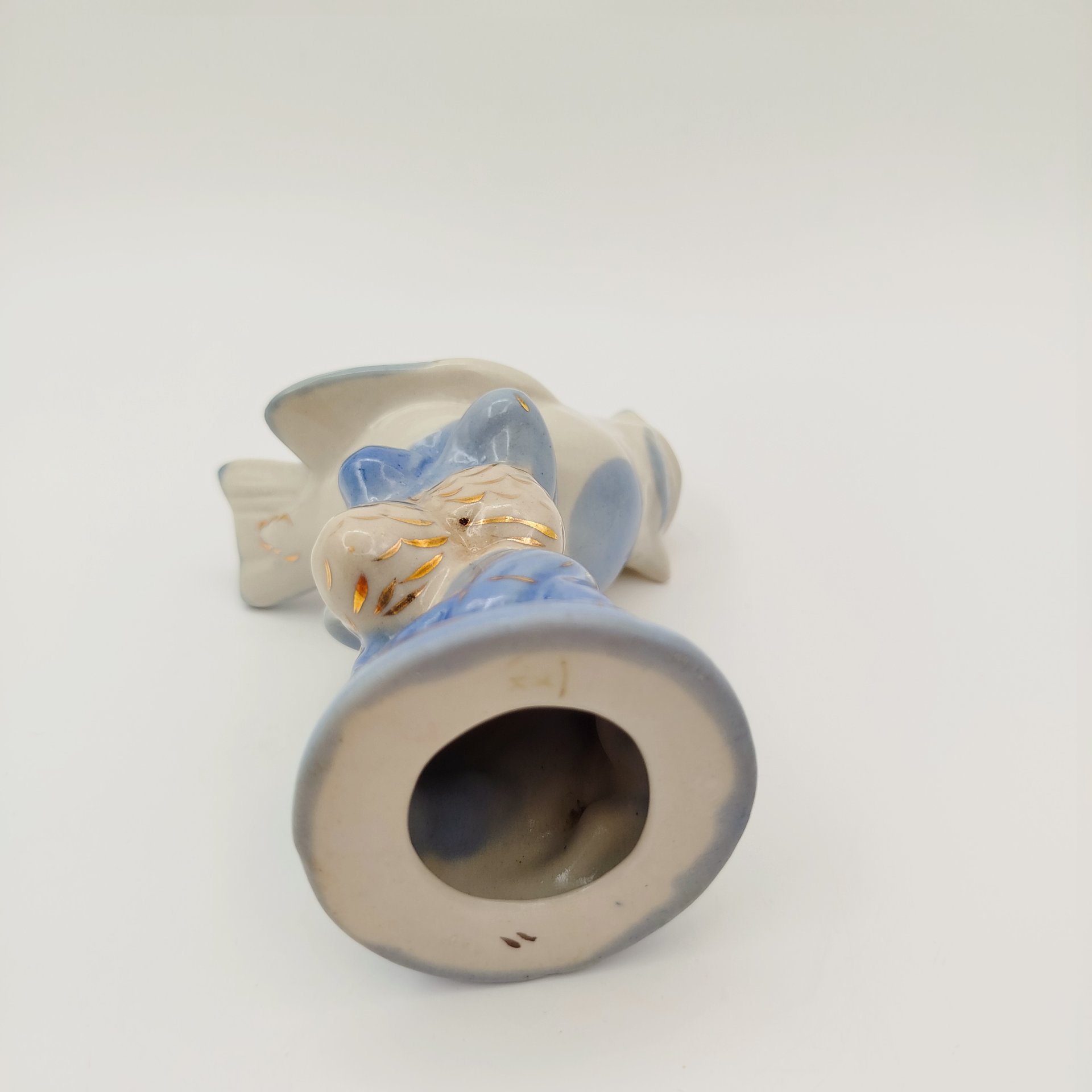 Статуэтка «Синица с хохолком», скульптор Н.И. Бессарабова, фарфор, роспись, Турыгинский фарфоровый завод артели «Художественная керамика» (Гжель), СССР, 1950-1960 гг.